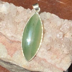 NATURAL ADVENTURINE 925 STERLING SILVER PENDANT
